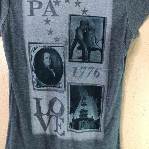 NWOT Independence Philadelphia PA LOVE Shirt XL - Picture 4 of 8